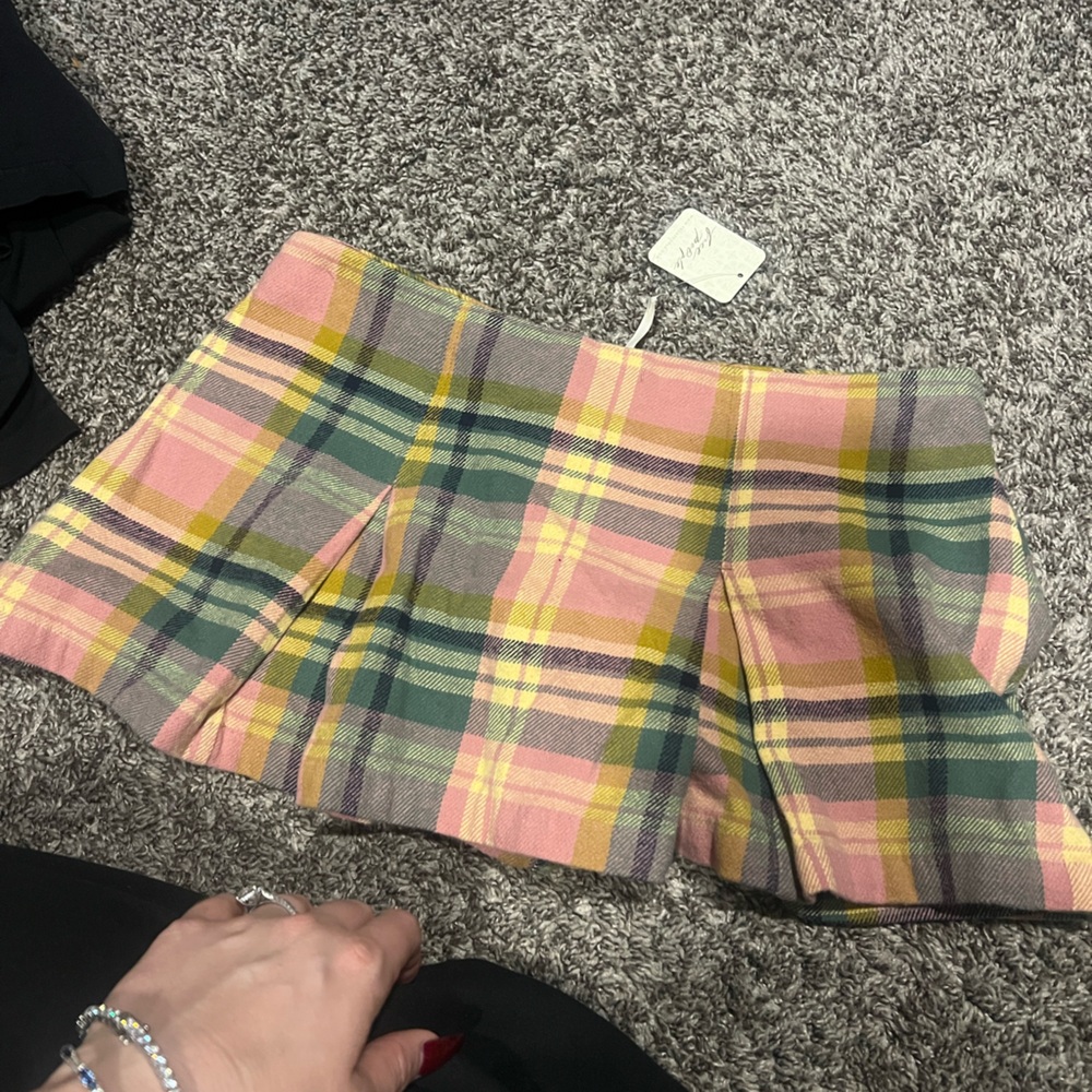 Free people plaid skort size 6 with tag.